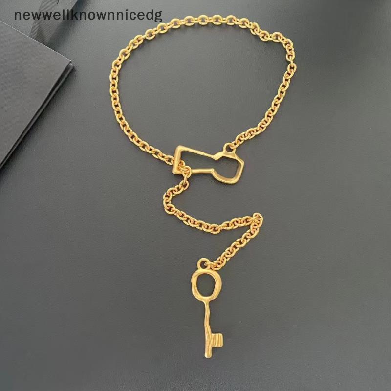 Newwellknownnicedg Matte หนาสร้อยคอจี้กุญแจสําหรับผู้หญิงแฟชั่นเครื่องประดับของขวัญ CCD
