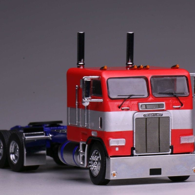 596 1/64 รถบรรทุกต้นแบบ Transformers North Exhibition Limited Edition พร้อมช่อง Optimus Prime