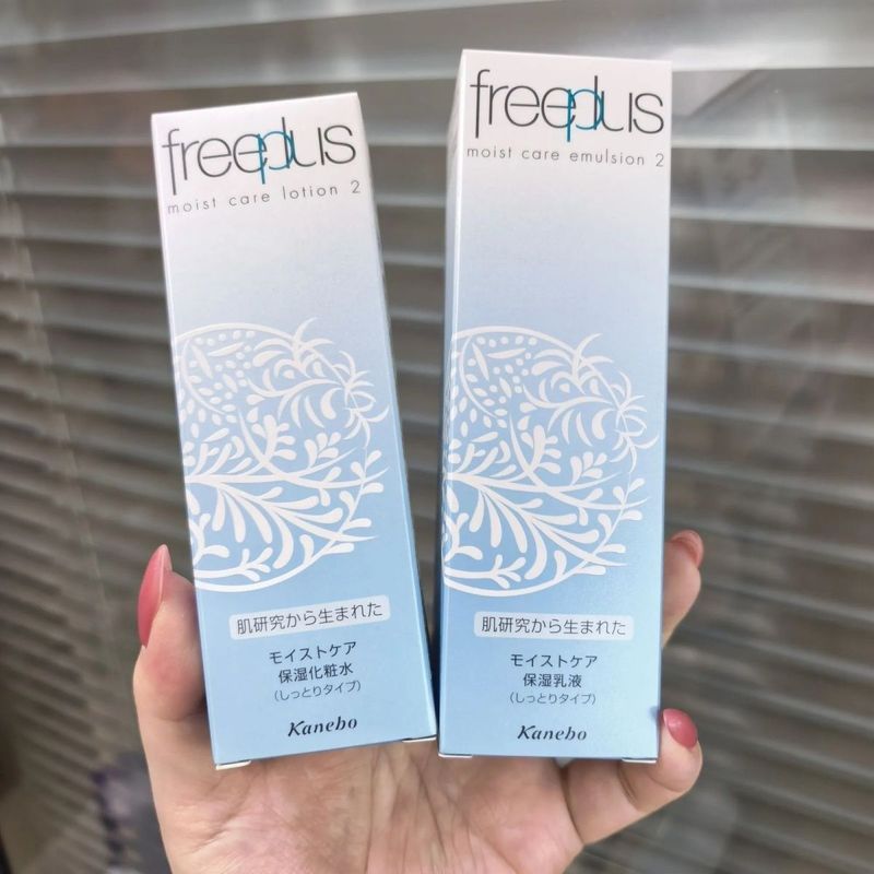 Freeplus Freeplus Freeplus Refreshing Moisturizing Lotion Set Water 130ml+Lotion 100ml Valid ถึง 27.