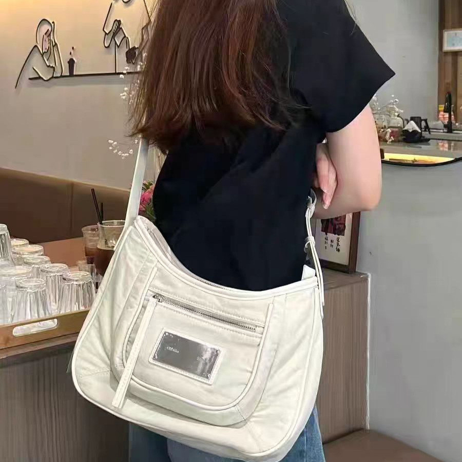 กระเป๋าโท้ตเกาหลี Matin kim Nylon