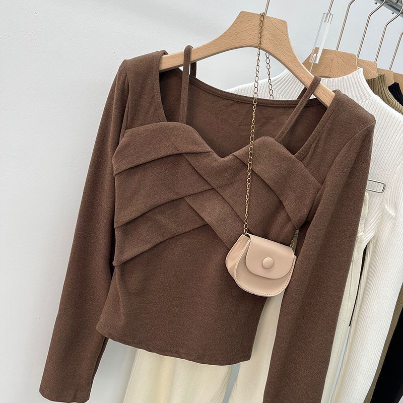 เสื้อยืดแขนสั้นสไตล์เกาหลีสไตล์เกาหลีสไตล์เกาหลีคอปกสี่เหลี่ยมอบอุ่นแขนยาวไหล่ด้านบนMRF