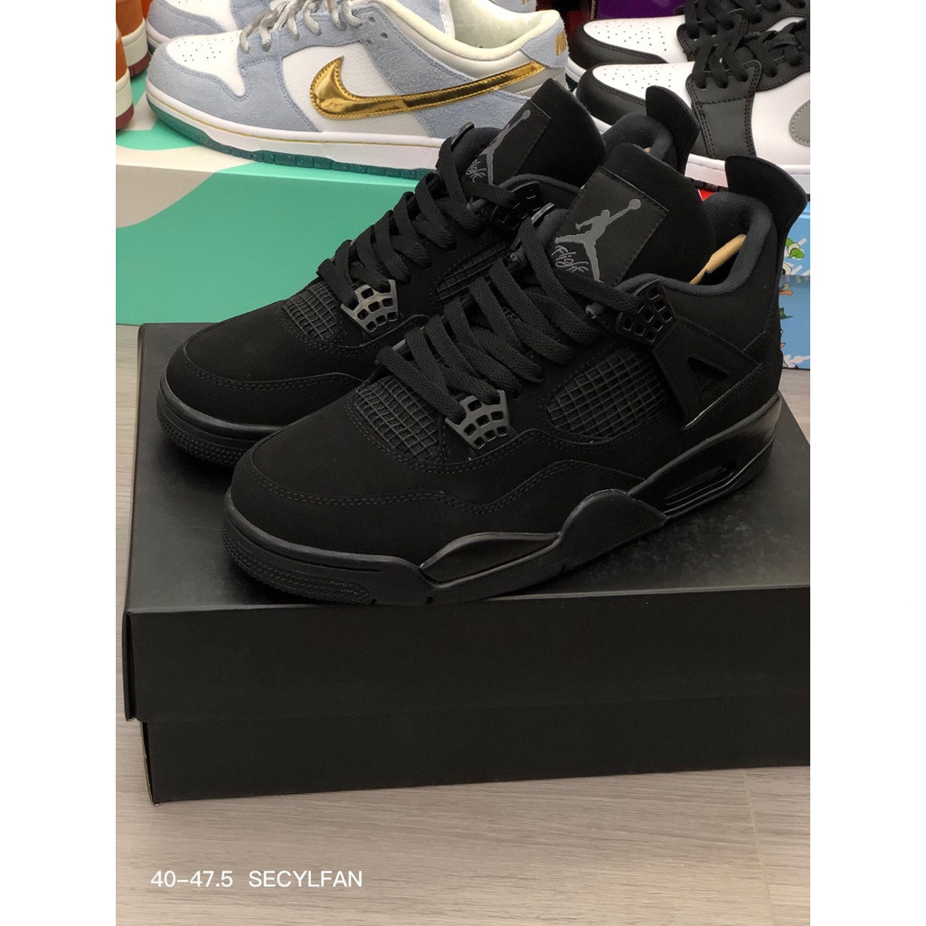 2020 Release CU1110-010 AJ4 Retro Black Cat Men รองเท้าผ้าใบ