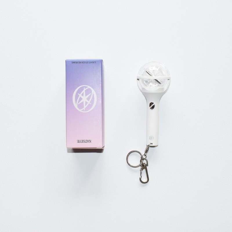 Kpop Idol Katseye Mini Lightstick กระเป๋าพวงกุญแจ Light-Up อุปกรณ์เสริมพวงกุญแจ Pendent Idol สินค้า