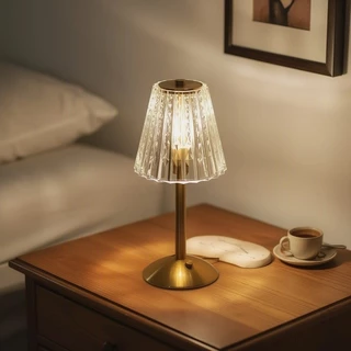 COD โคมไฟตั้งโต๊ะคริสตัล LED ปรับแสง 3 สี ชาร์จ Type-C สไตล์วินเทจอเมริกัน แต่งห้องนอน ห้องนั่งเล่น