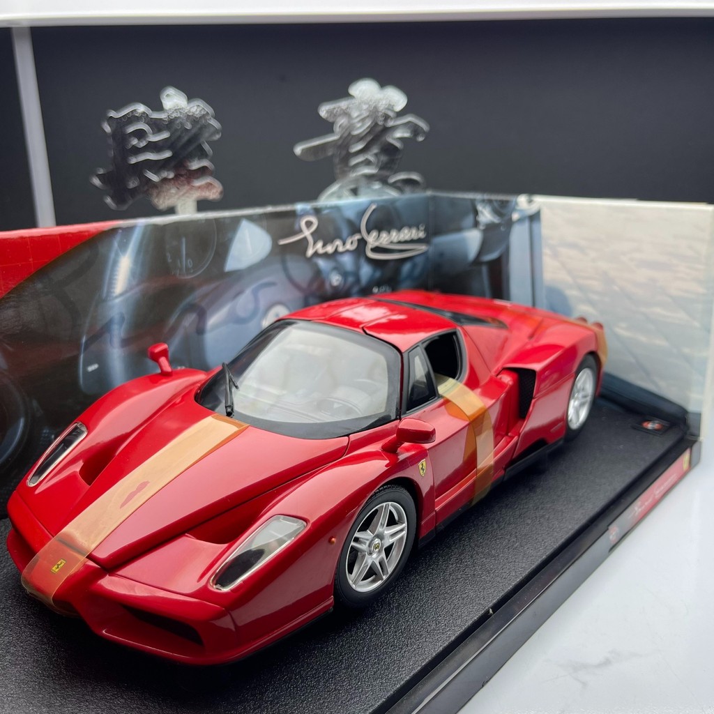 Hot Wheels Hot Wheels 1: 18 Ferrari Enzo Enzo Enzo