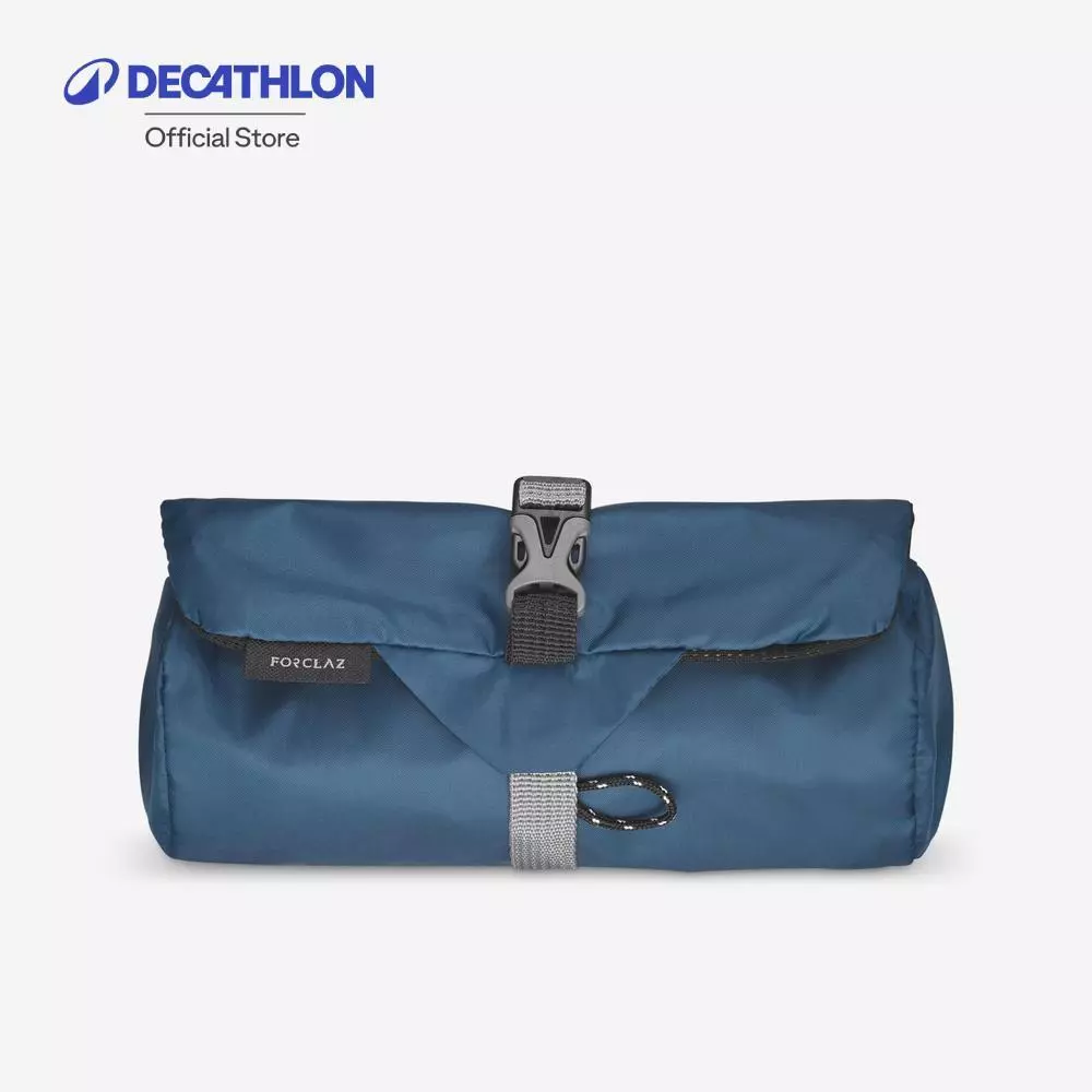 Decathlon Ultra Light And Compact Toiletry Bag กระเป๋าใส่อุปกรณ์อาบน้ำแบบพับได้น้ำหนักเบาเป็นพิเศษสำหรับเทรคกิ้ง - Blue