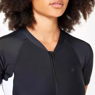 Decathlon Maillot Une Pièce Jupe Avec Zip ชุดว่ายน้ำวันพีซทรงกระโปรงมีซิปสำหรับผู้หญิง รุ่น Una - Black/White