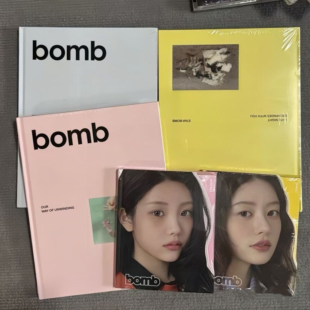 อัลบั้มแรกของ illit คือ ILLIT - Mini 3辑 bomb ซึ่งกลับมาพร้อมเนื้อเพลงที่ยังไม่ถูกเปิดเผยโดย Li Yuanh