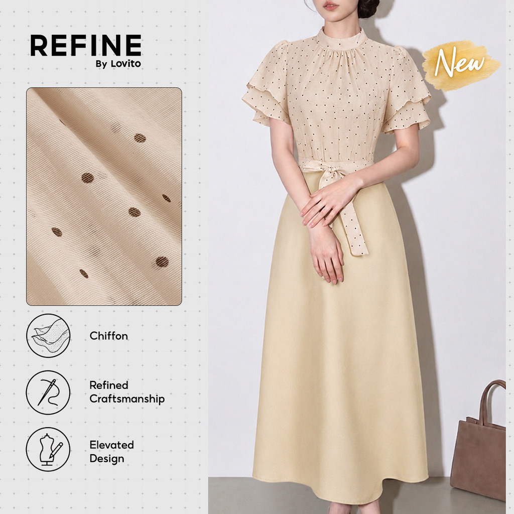 (New Arrival) (Refine by Lovito) เดรสผู้หญิงสีแอปริคอต ชีฟอง เอไลน์ ยาว ผ้าต่อระบายลายจุด ผูกเชือก ส