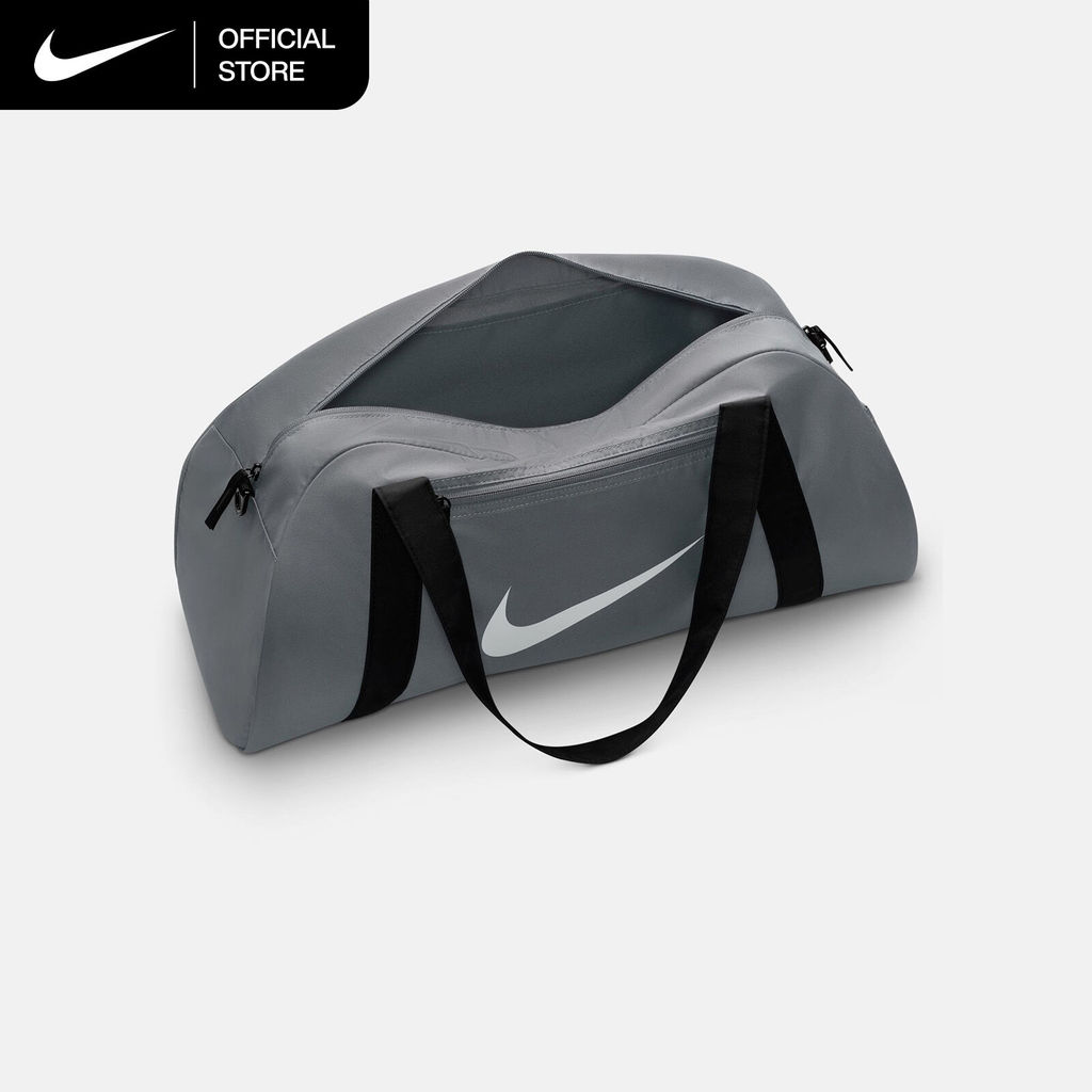 Nike حقيبة رياضية Training ‏24 لتر — رمادي — صورة 4