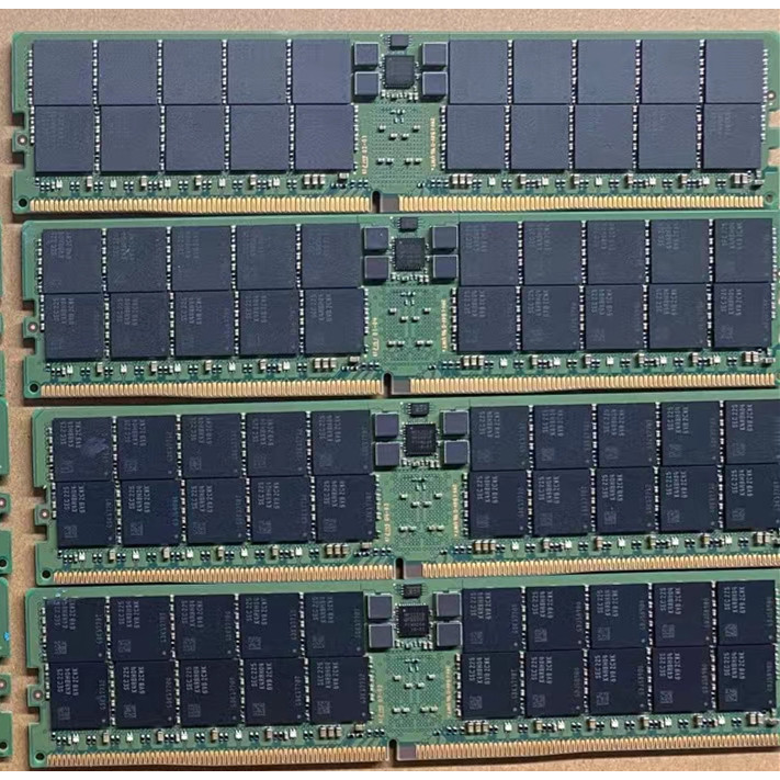 ยี่ห้อใหม่ Samsung 128G 2S2RX4 PC5-4800B DDR5 ECC REG Server Memory Bar 128GB