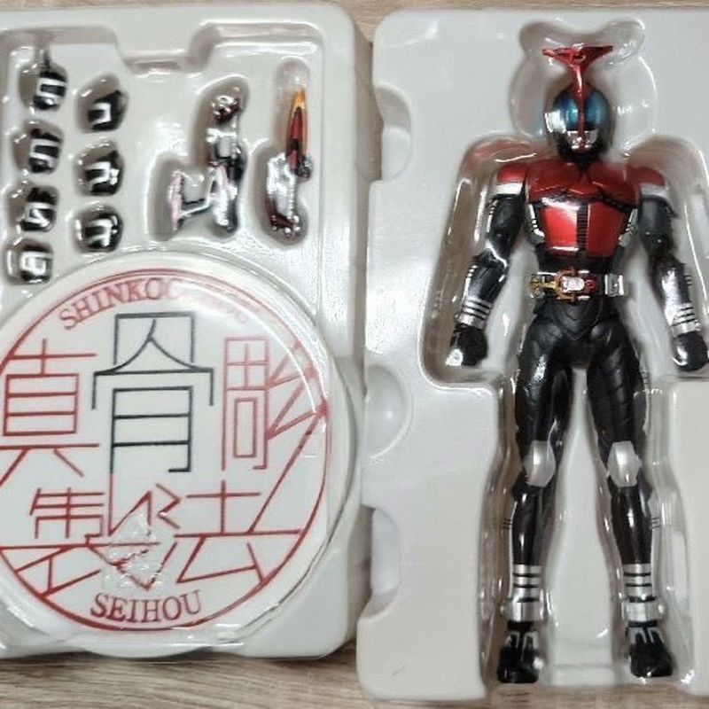 รุ่นคุณภาพสูง KO Kamen ของเล่นพลังงานสูง Kabuto แกะสลักกระดูกจริง Kabuto Kabuto อัศวินรูปแบบ Tiandao