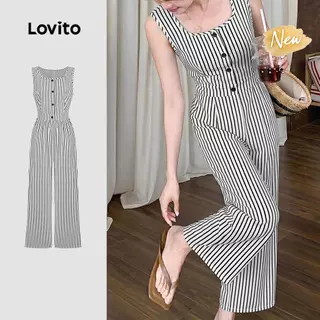 (New Arrival) Lovito จั๊มสูทลําลองผู้หญิง ดีไซน์ผูกเอวแบบเดรป ติดกระดุม สไตล์ขาวดํา เหมาะสําหรับฤดูใบไม้ผลิและฤดูร้อน JRB198P1D237