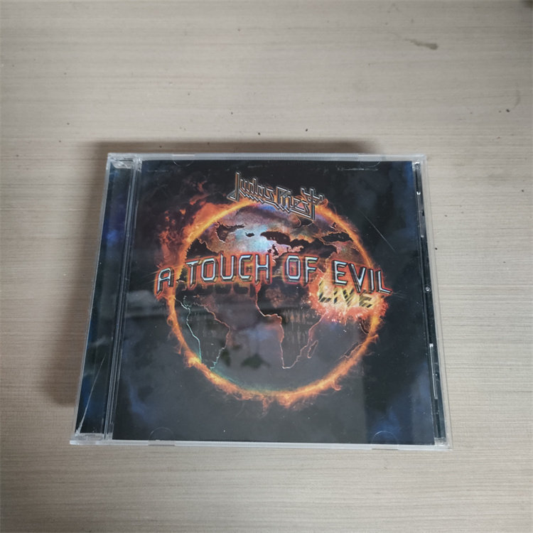 V9264(ไม่มีการปิดผนึก) Judas Priest A Touch Of Evil Live huiyi2