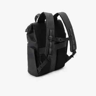 Decathlon 15L Water-Repellent Backpack With Laptop Compartment เป้สะพายหลังความจุ 15 ลิตร - Black