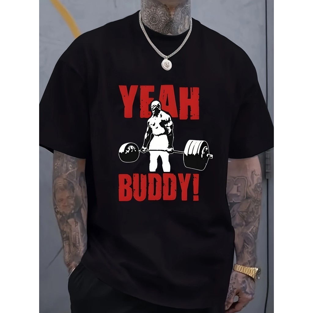 ผู้ชาย "YEAH BUDDY!"เสื้อยืดกราฟิกยกน้ําหนัก - สีดําพิมพ์ลายสีแดง พอดีปกติ 100%