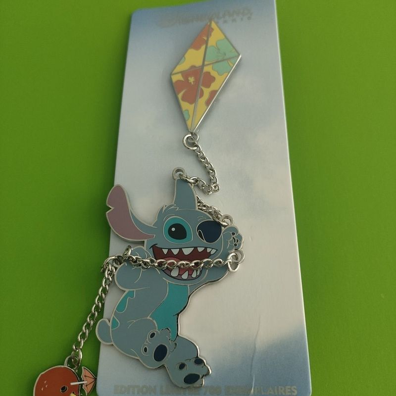 Disney Exchange Stitch Zipper Kite Shape Limited Badge เข็มกลัด Uuu9.12