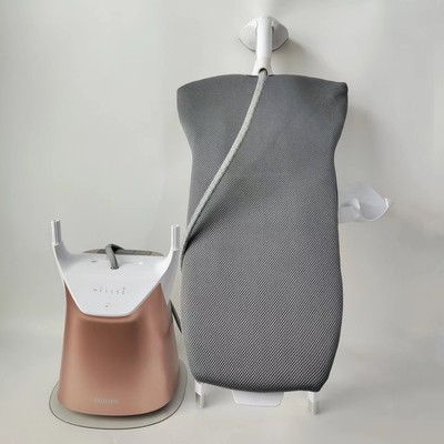 เครื่องรีดผ้าไอน้ําแรงดัน Philips ในครัวเรือน GC627 เตารีดฆ่าเชื้อด้วยไอน้ําแนวตั้งแบบก้านคู่