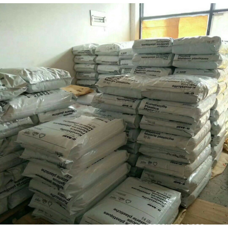 PA66 เยอรมนี BASF A3WG6 ปรับปรุงเกรดอุณหภูมิทนน้ํามันความแข็งสูงคอนเทนเนอร์เครื่องจักรการใช้งานรถยนต