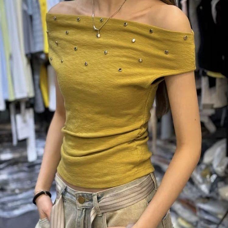[โปรโมชั่นจํากัดเวลา] Pure Desire Beaded เสื้อยืดไหล่เดียวผู้หญิงฤดูร้อนสไตล์ใหม่แขนสั้น Strapless Slim-Fit Slimmer ดูด้านบน