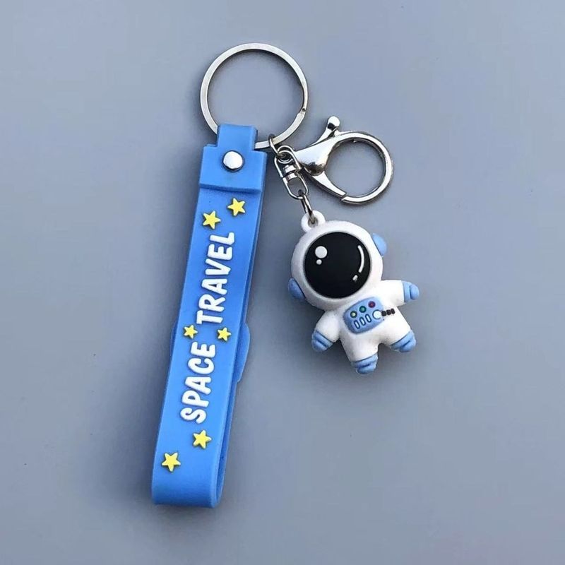 Zp太空人钥匙扣卡通公仔树脂挂书包挂饰钥匙扣男女2608015 Zp astronaut keychain cartoon figure resin pendant for backpack keychain for men and women 2608015