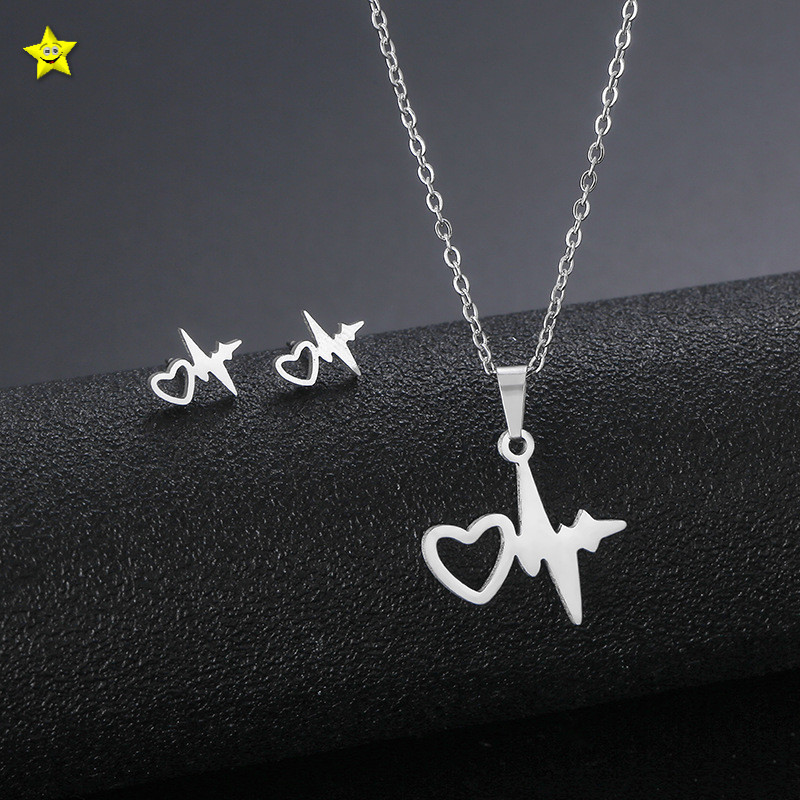 ใหม่เครื่องประดับแฟชั่นรูปหัวใจ ECG สร้อยคอหู Studs ชุดสแตนเลส Love Clavicle Chain หญิง