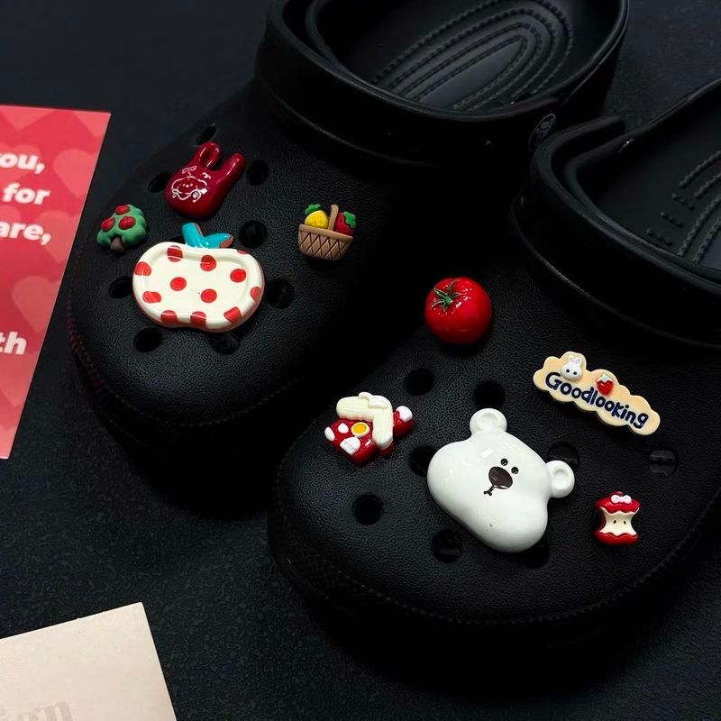 Hole Shoes Accessories Apple Bear Shoes Flower High-End Retro Red Cartoon Upper diy การ์ตูนน่ารัก