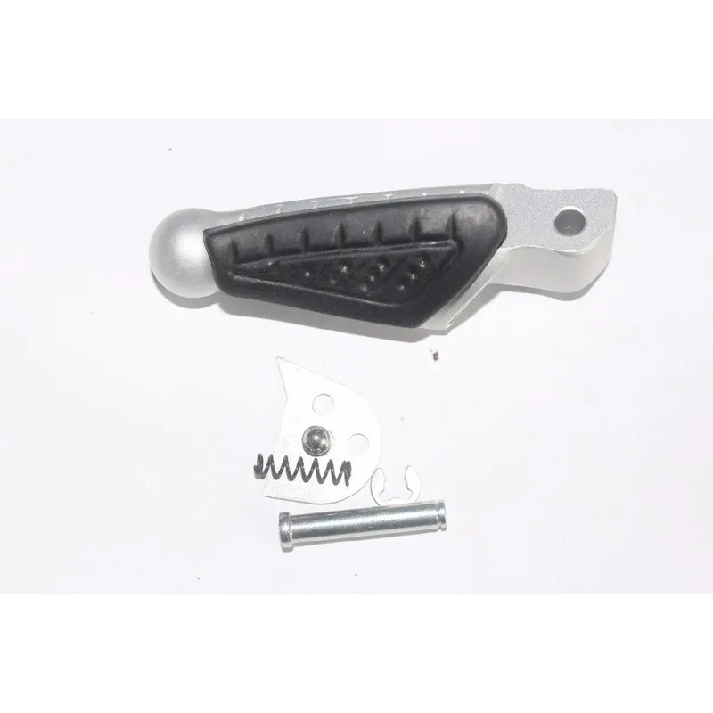 ชุดพักเท้าหลังซ้ายสําหรับ BN600 TNT600 TNT1130 Stels600 Keeway RK6 / BN TNT 600 1130