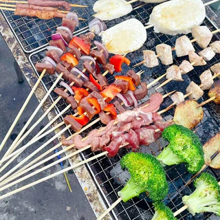 🔥ส่งฟรี ม้เสียบอาหาร ไม้เสียบ ลูกชิ้น บาร์บีคิว หม่าล่า ปลายเเหลม 6/8/10/12ไม้เสียบอาหาร ไม้เสียบหมูปิ้ง จัดส่งจากท้องถิ