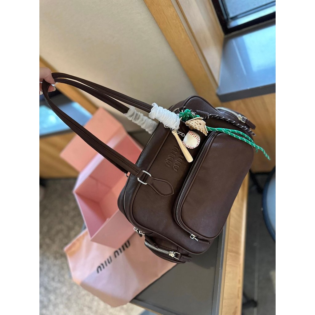 กระเป๋า tote mumu แบบสะพายหลังและถือ พร้อมกระเป๋าคลัตช์