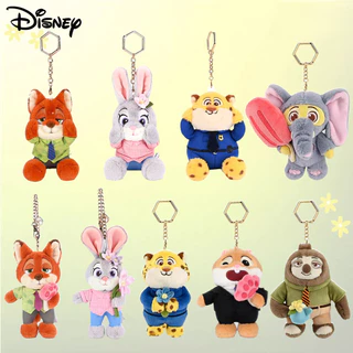 Disney Winnie the Pooh ตุ๊กตาพวงกุญแจน่ารักการ์ตูนกระเป๋า Charm อุปกรณ์เสริมสําหรับแฟนๆ Zootopia Judy พวงกุญแจ