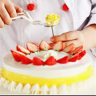 กรรไกรพลาสติกตัดครีม/ยกกุหลาบ สุ่มสี