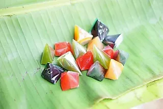 แม่เ​ฉวี​วรรณ​ เชียงใหม่​ กาละแม​เสวย กาละแม​รวมรสและห่อใบตองอบสะอาด 500 กรัม
