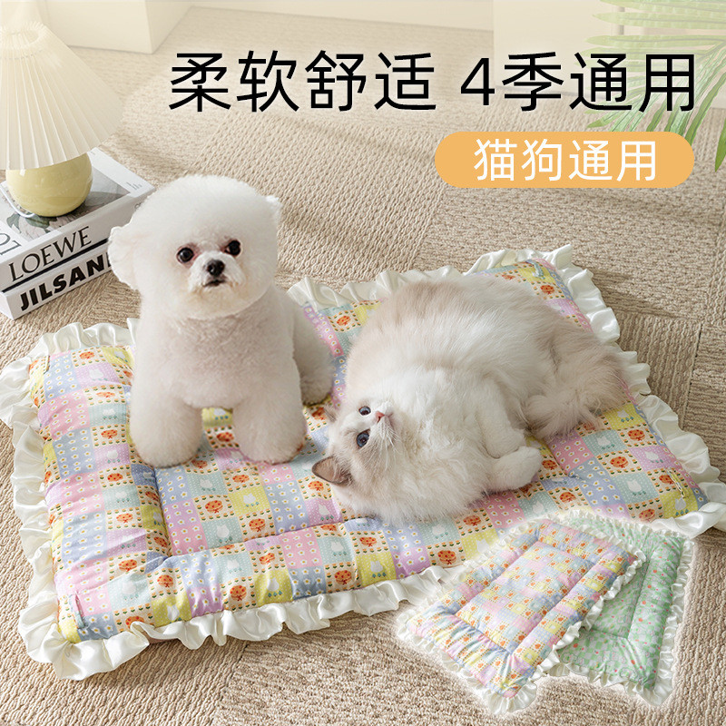Korean printed seasonal universal dog mat, dog bed, small dog bed, pet mat, dog pad, pet bed, cat an