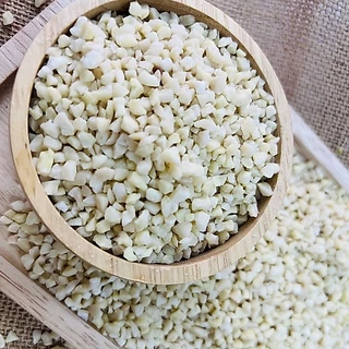 อัลมอนด์ท่อนชิ้นเต๋าลอกผิวแบบดิบ-อบ (Almonds diced without skin) USA