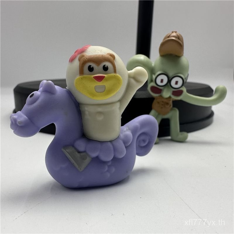 สินค้าใหม่สินค้าจํานวนมาก Burger King Octopus Brother Sandy เดสก์ท็อปตกแต่งตุ๊กตาของเล่น