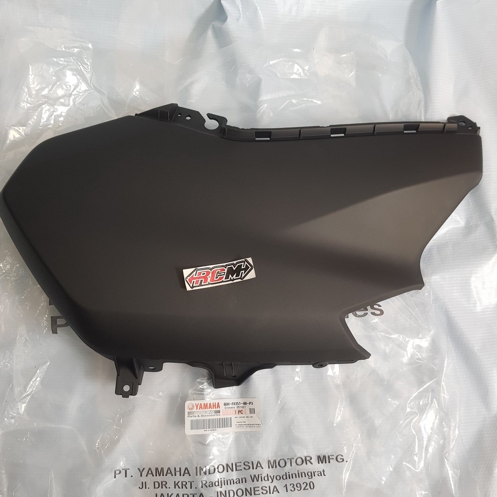 B6H-F8351-00-P3 LEFT COWLING BODY COVER ใหม่ NMAX N-MAX N MAX 2020 สีดําสี DOFE DOPE DOFFE ORIGINAL 