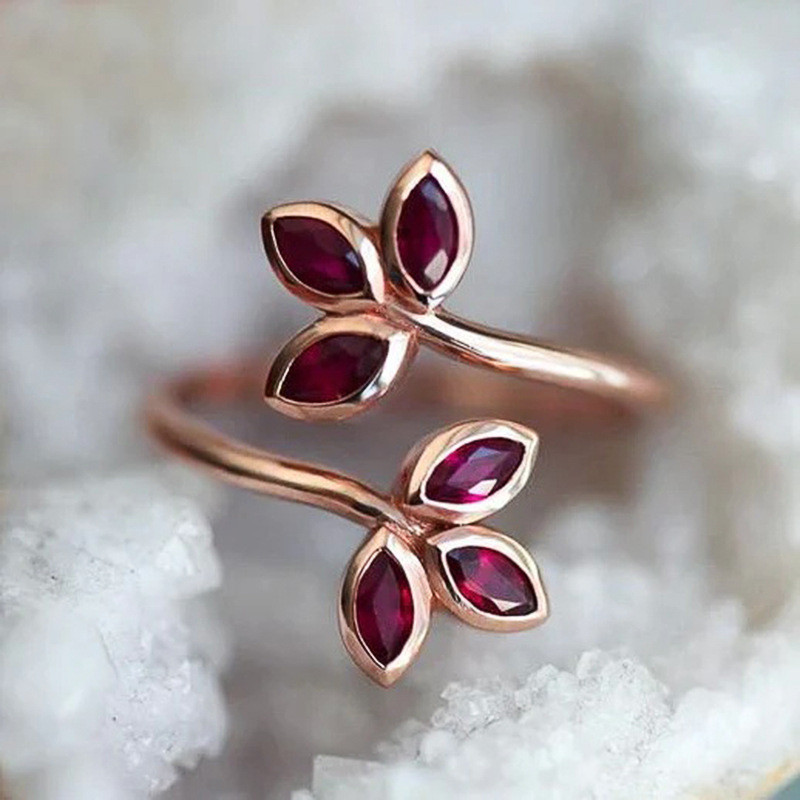 Rose Gold สีดอกไม้เปิดแหวนผู้หญิง Marquise Rose Red Cubic Zirconia ดอกไม้ปรับแหวนเครื่องประดับงบ
