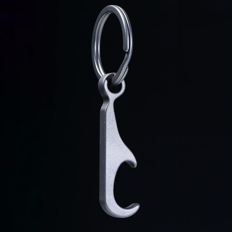 Gosha TC4 Titanium Alloy Creative Mini ที่เปิดขวดเบียร์พวงกุญแจพร้อมพวงกุญแจha