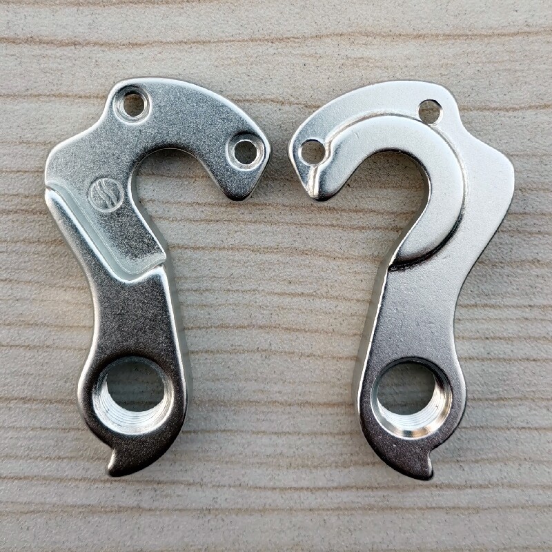 เหมาะสําหรับ Trinadiad X7 Tail Hook UCC Through Permanent Aurora LX T02 R06 Tail Hook Lifting Ear