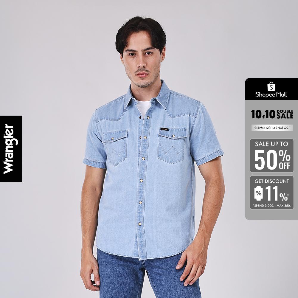 WRANGLER เสื้อเชิ้ตแขนสั้นผู้ชาย คอลเลคชั่น Beyond Indigo รุ่น WR S326MSHSN38 สียีนส์อ่อน
