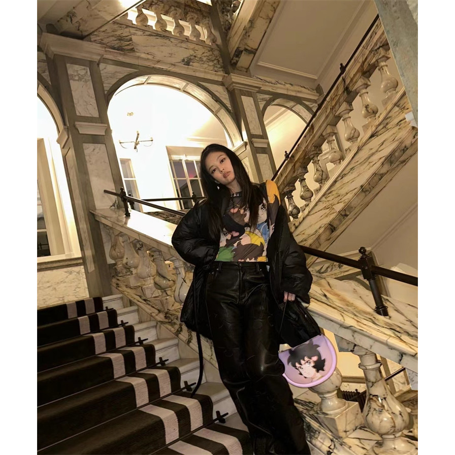 JW ANDERSON x Run Hny Joint Underarm Bag Jennie Star กระเป๋าถือสะพายไหล่การ์ตูนสไตล์เดียวกัน