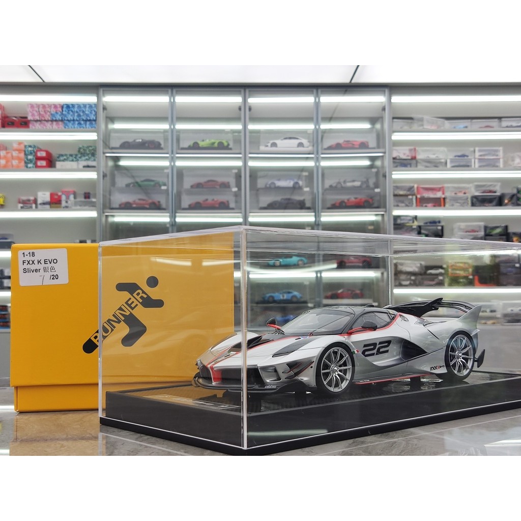 R RUNNER 1/18 Ferrari FXX K EVO เงิน 2380 JM-RNR034 RUNNER 1/18 Ferrari FXX K EVO Ice Blue 2380 JM-R