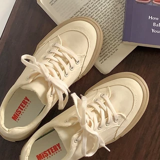 MiSTERY รองเท้าผ้าใบ พื้นรองเท้านุ่ม รุ่น CAKE สีครีม ผู้หญิง SIZE 35-40 MIS-542