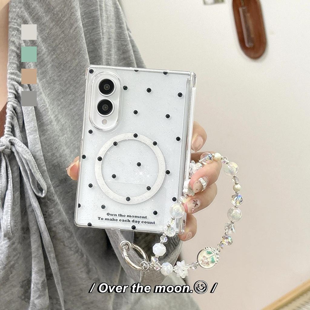 Ins Simple Dual Magnetic Polka Dots เคสใสพร้อมสร้อยข้อมือคริสตัลสําหรับ Samsung Galaxy Z พับ 8 กว้าง Z พับ 8 ปกหลัง