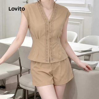 (New Arrival) Lovito ชุดกางเกงขาสั้นลําลองผู้หญิง ชุดกางเกงขาสั้นสีกากีแบบติดกระดุม สําหรับฤดูใบไม้ผลิ/ฤดูร้อน SHK8P1D536