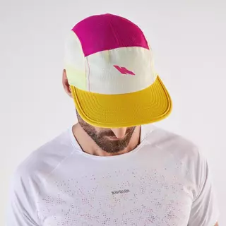 Decathlon Unisex Running Cap - Kiprun 5 Panels หมวกแก๊ปใส่วิ่งดีไซน์เนื้อผ้า 5 ส่วน - Pink/Yellow