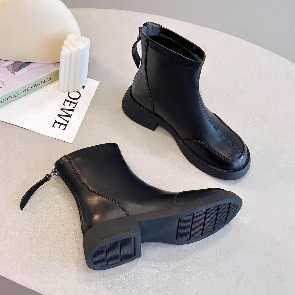 หนาSoled Heightening British Martin Boots Women 2026 British Thin Boots Chelsea Short Boots