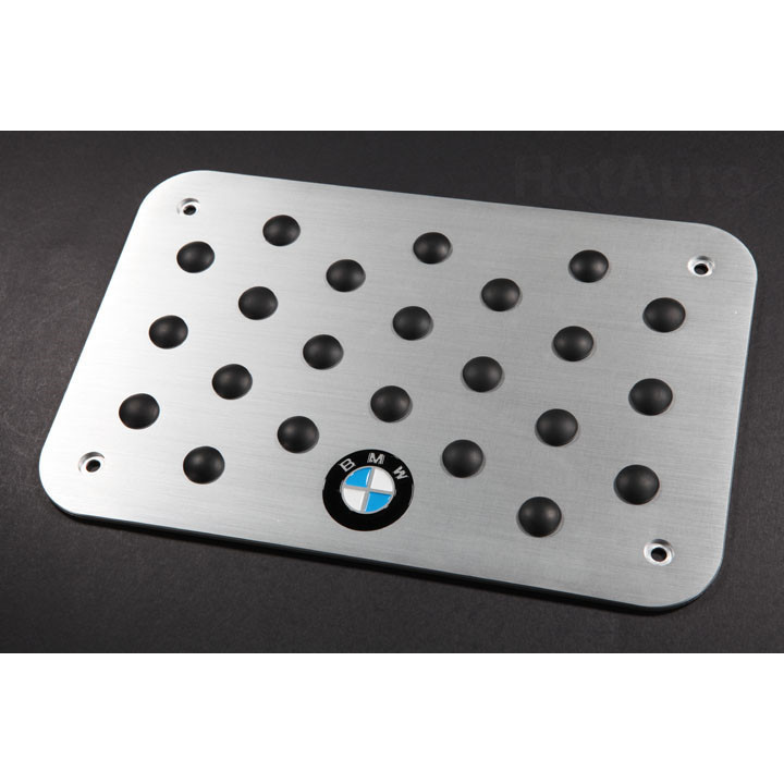 BMW พรมปูพื้นป้องกันการลื่นไถลพรมเหยียบ BMW e60 e46 f30 f10 e90 e36 e39auto parts ตกแต่งรถ
