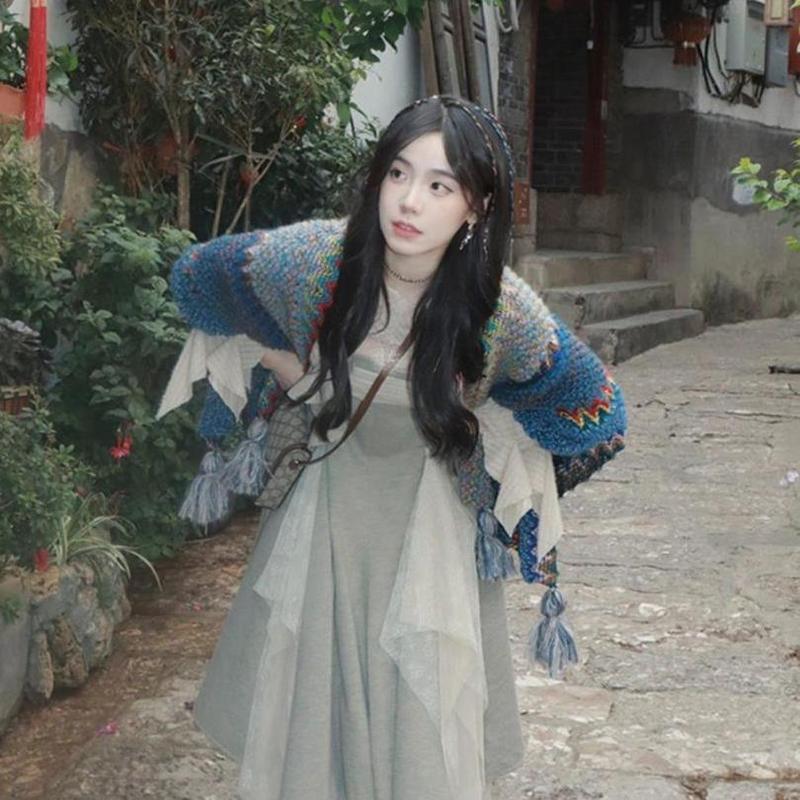 民族披肩宽松丽江云南斗篷披风仙女外搭旅游开衫围巾超仙针* 织披肩Ethnic Style Xizang Wears Cape Cape, Lhasa Scarf And Qinghai Grassla